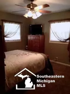 217 Bentley, Monroe, MI 48162 photo 11