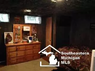 217 Bentley, Monroe, MI 48162 photo 15