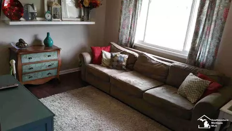 151 Crampton, Monroe, MI 48162 photo 3