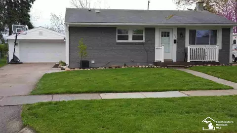 151 Crampton, Monroe, MI 48162 photo 15