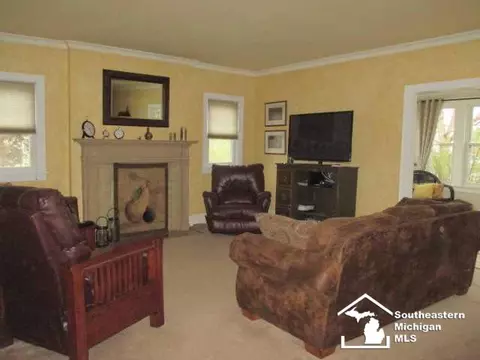 717 Elm, Monroe, MI 48162 photo 6