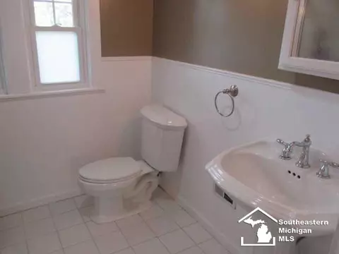 717 Elm, Monroe, MI 48162 photo 27