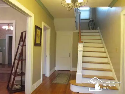 717 Elm, Monroe, MI 48162 photo 3