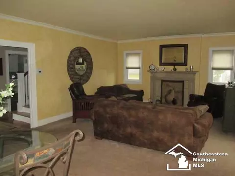 717 Elm, Monroe, MI 48162 photo 5