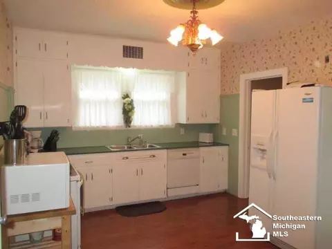 717 Elm, Monroe, MI 48162 photo 14