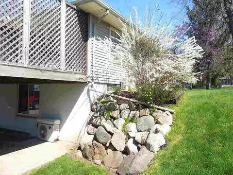 1527 Jericho, Jackson, MI 49203 photo 4
