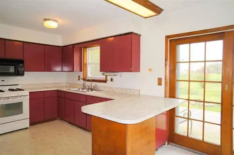 410 Second, Addison, MI 49220 photo 8