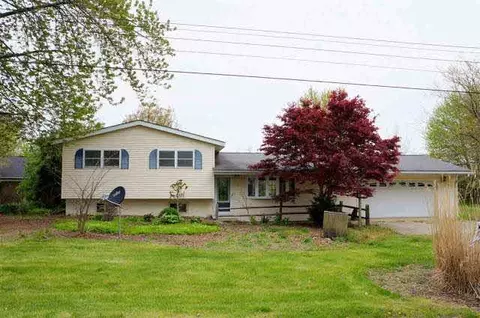 410 Second, Addison, MI 49220 photo 1