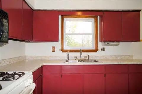 410 Second, Addison, MI 49220 photo 10