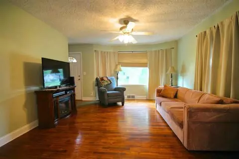 2403 Twilight, Jackson, MI 49203 photo 6