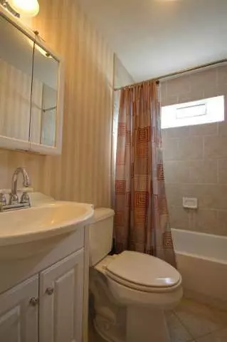 2403 Twilight, Jackson, MI 49203 photo 9