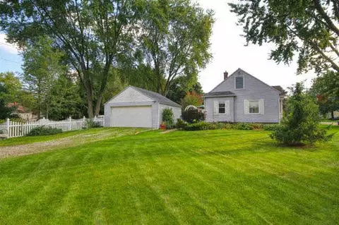2403 Twilight, Jackson, MI 49203 photo 3