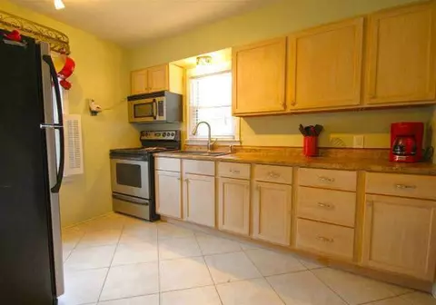 2403 Twilight, Jackson, MI 49203 photo 7
