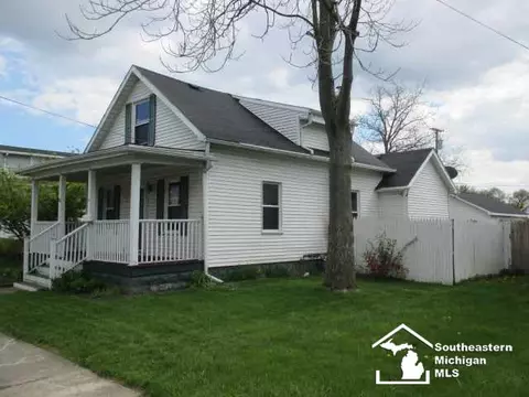 38 E Noble, Monroe, MI 48162 photo 2