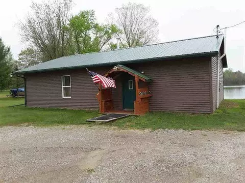 1111 Lori Ln, Hudson, MI 49247 photo 2