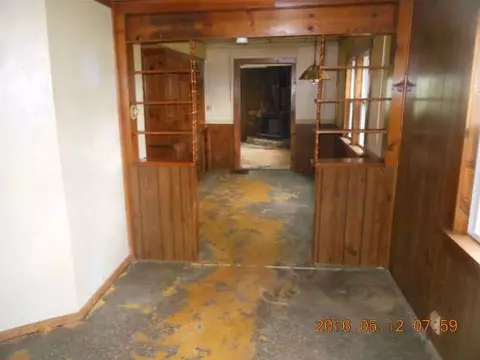846 Whitney, Jackson, MI 49202 photo 2