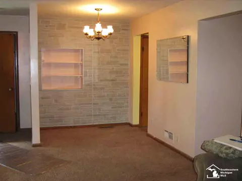 1357 Maple, Monroe, MI 48162 photo 5