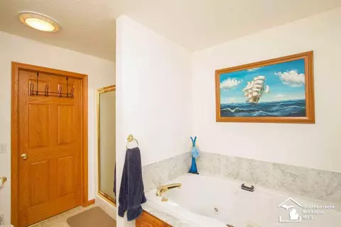 7447 Wilfred, Temperance, MI 48182 photo 12