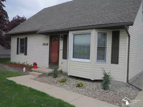 1538 S Custer, Monroe, MI 48161 photo 1