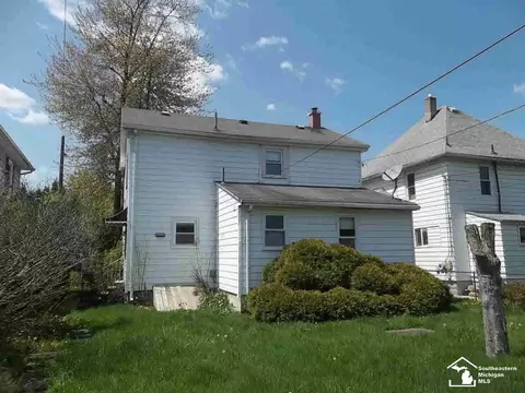 717 Smith, Monroe, MI 48161 photo 12