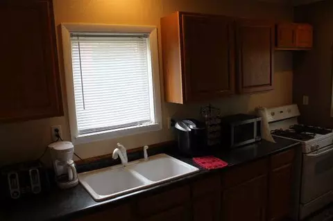 1202 S Jackson, Jackson, MI 49203 photo 17