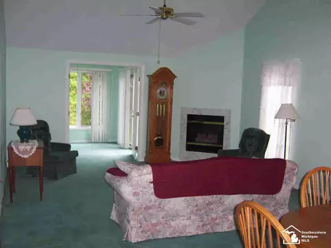1647 Spruce, Temperance, MI 48182 photo 2
