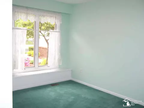 1647 Spruce, Temperance, MI 48182 photo 10