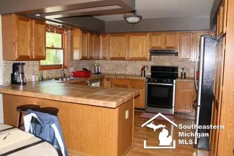 363 Sullivan, Monroe, MI 48161 photo 6