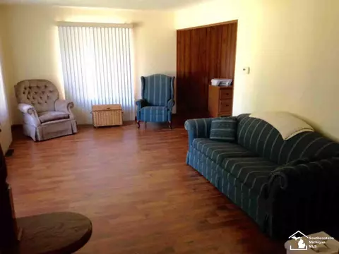 923 Hendricks, Monroe, MI 48162 photo 8