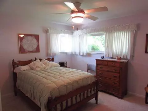 645 Commonwealth, Jackson, MI 49202 photo 8