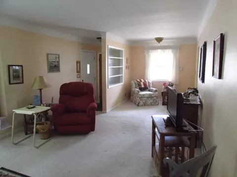 645 Commonwealth, Jackson, MI 49202 photo 5