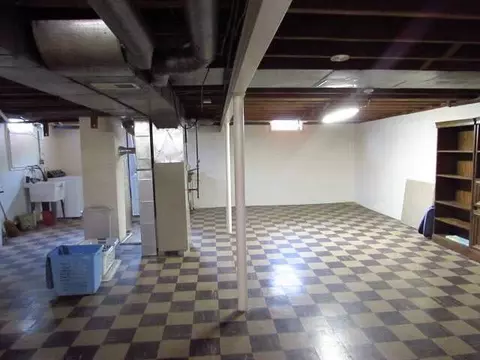 645 Commonwealth, Jackson, MI 49202 photo 11