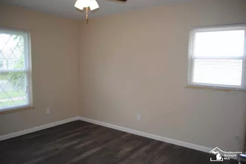 211 Toll, Monroe, MI 48162 photo 19