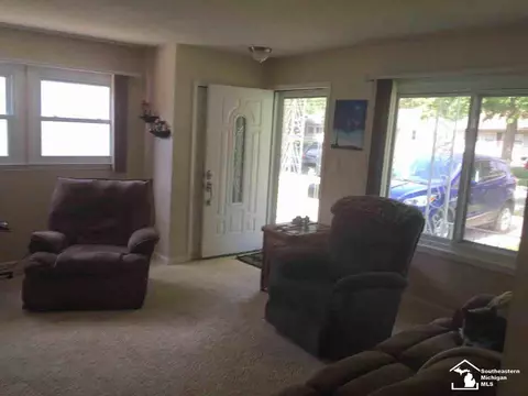 921 Jefferson, Monroe, MI 48161 photo 4