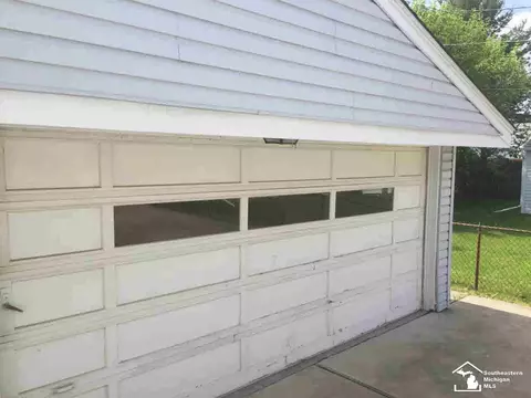 921 Jefferson, Monroe, MI 48161 photo 9