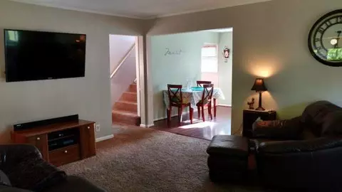 2402 Dawn, Jackson, MI 49203 photo 6
