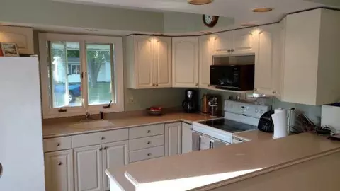 2402 Dawn, Jackson, MI 49203 photo 8