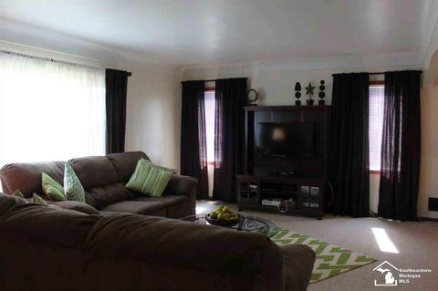 3187 N Custer, Monroe, MI 48162 photo 3