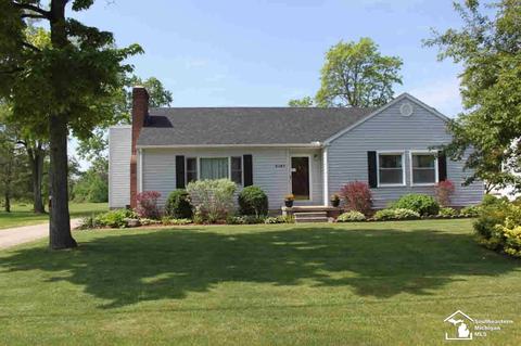 3187 N Custer, Monroe, MI 48162 photo 1