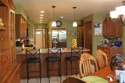 3187 N Custer, Monroe, MI 48162 photo 8