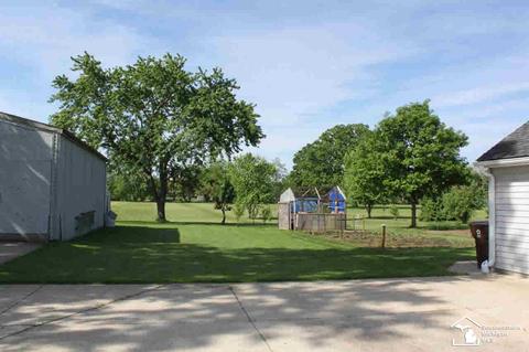 3187 N Custer, Monroe, MI 48162 photo 28
