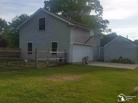 10040 Henry, Maybee, MI 48159 photo 4