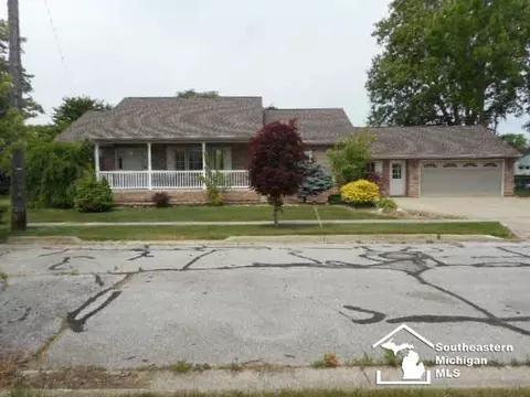 950 Waterloo, Monroe, MI 48161 photo 1