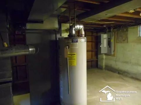 950 Waterloo, Monroe, MI 48161 photo 26