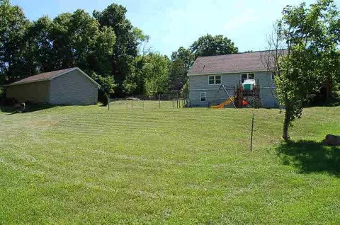 5901 Ridge, Jackson, MI 49201 photo 3