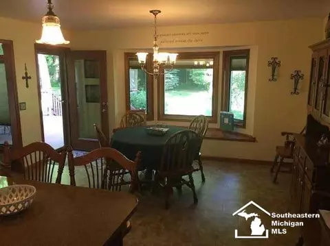 930 Donnalee, Monroe, MI 48162 photo 13