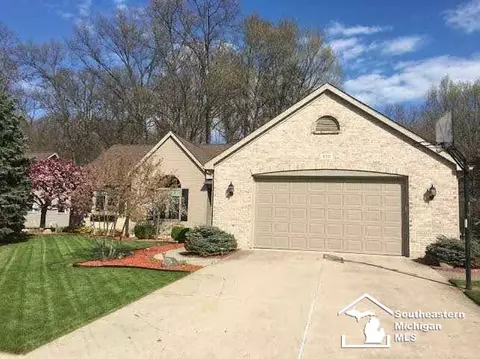 930 Donnalee, Monroe, MI 48162 photo 3