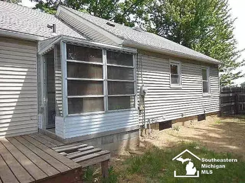 1719 Smith, Temperance, MI 48182 photo 3