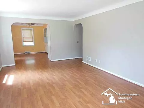 1719 Smith, Temperance, MI 48182 photo 9