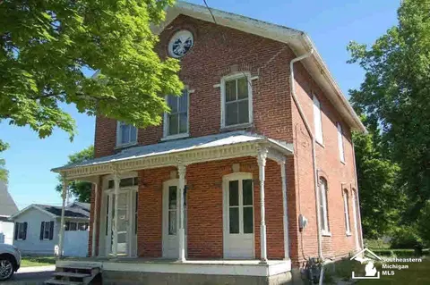 37 E Noble, Monroe, MI 48162 photo 3